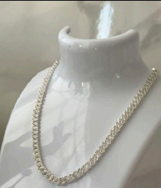 Collar de Eslabón cubano